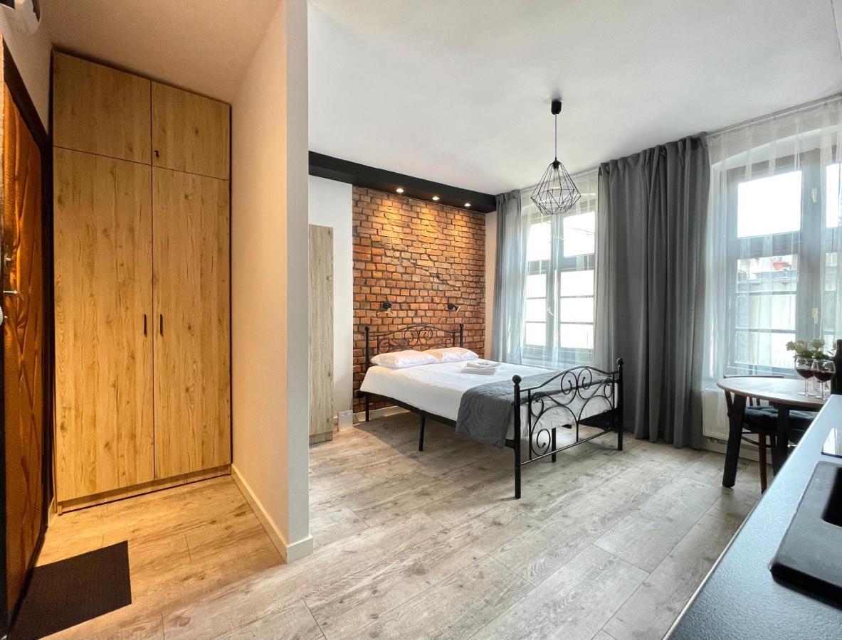 Copernicus Street Apartment - Broken Flowers And Twin Peaks Stary Toruń Eksteriør billede