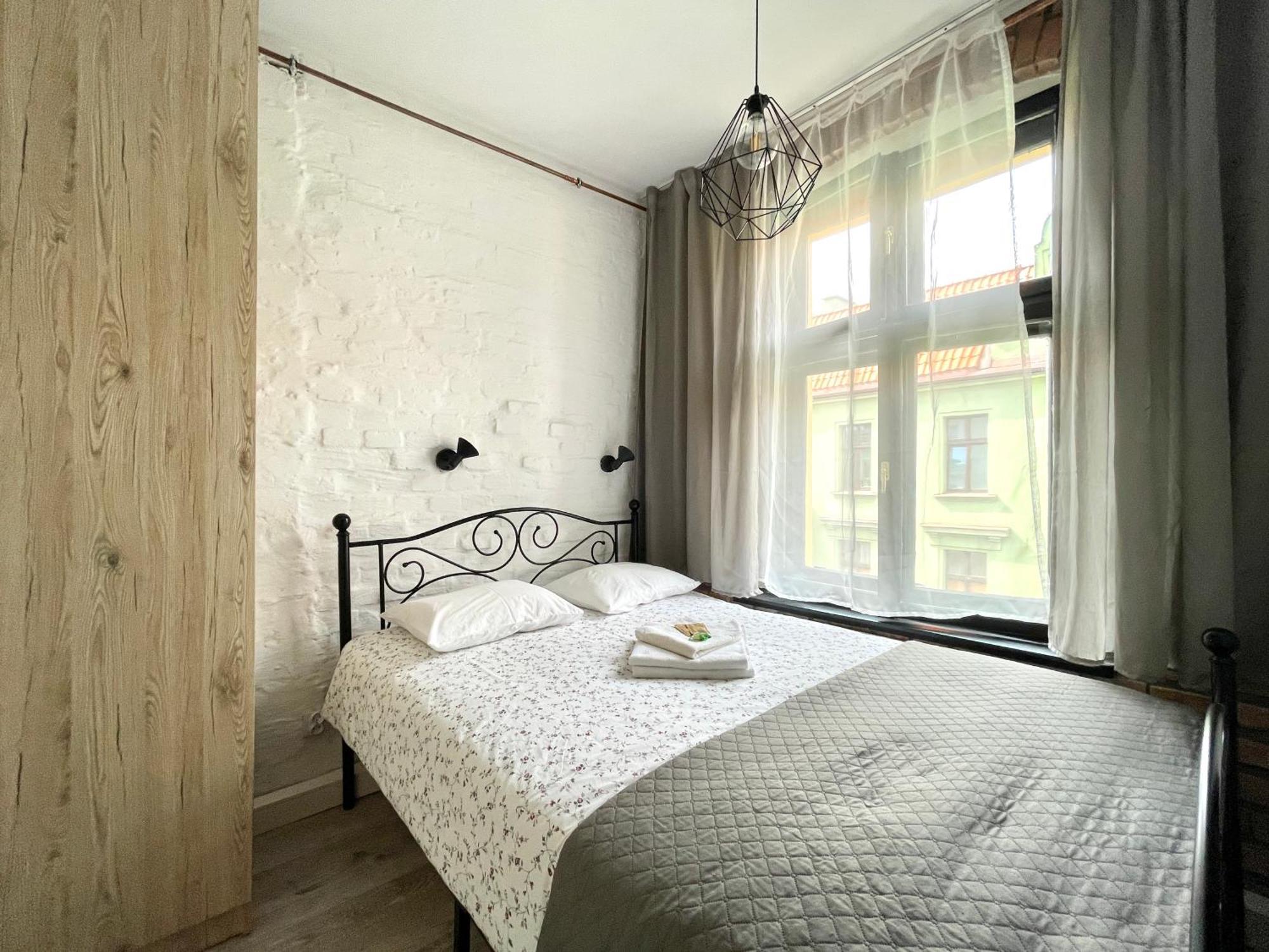 Copernicus Street Apartment - Broken Flowers And Twin Peaks Stary Toruń Eksteriør billede