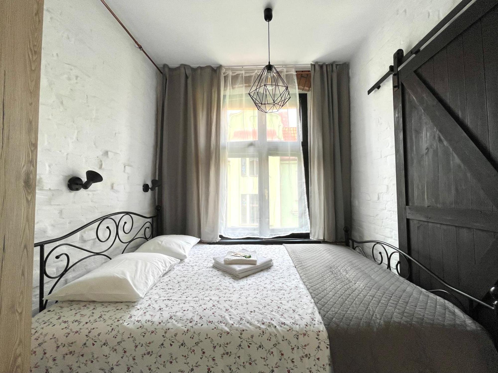 Copernicus Street Apartment - Broken Flowers And Twin Peaks Stary Toruń Eksteriør billede